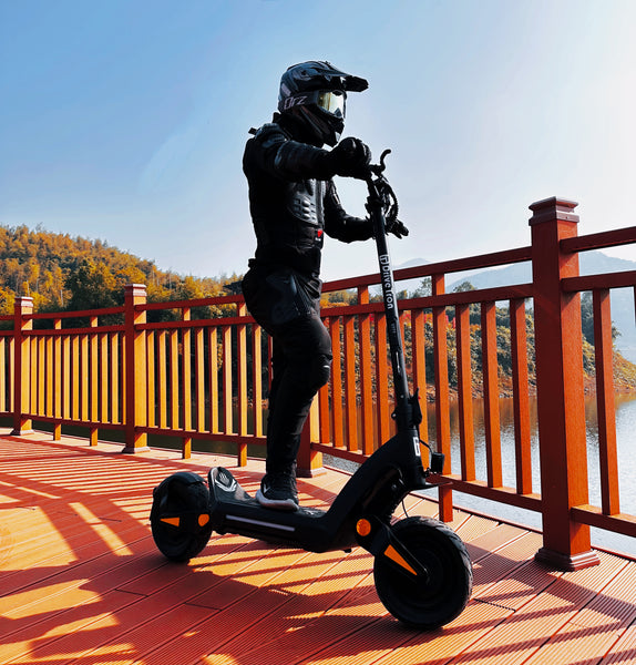 Introducing the DT06 Pro Electric Scooter: Your Next Must-Have for Customers